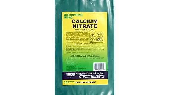 The image shows a collection of common household items and natural ingredients, some of which are sources of calcium for plants.